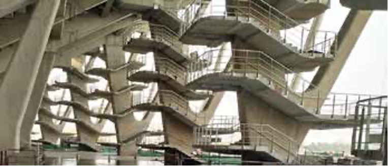 Vomitory staircases at HY columns